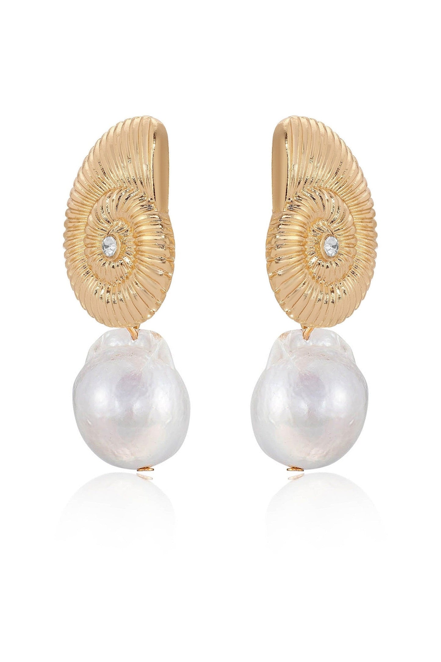 Pearl Shell Earrings - 18k Gold Plated